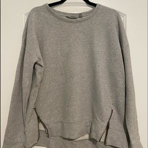 Athlete Crew Neck Fashion Sweatshirt, Size Medium